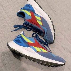 {Reebok} Classic Leather Legacy AZ Shoes